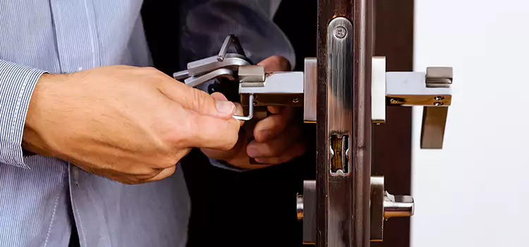 Commercial Door Lock Repair Wright
